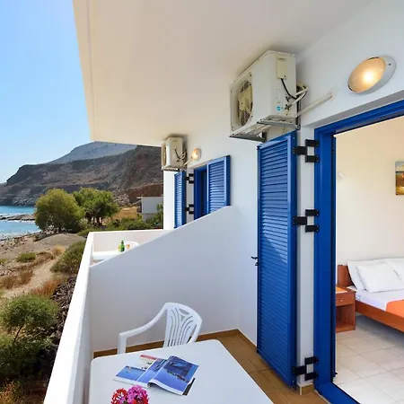 Taverna Akrogiali * ルトロ