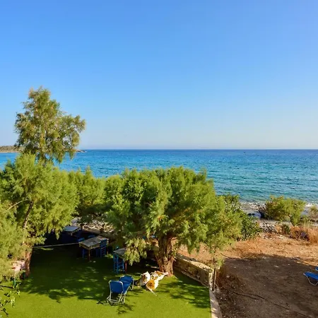 Hotel Taverna Akrogiali *