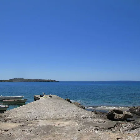 Taverna Akrogiali ホテル