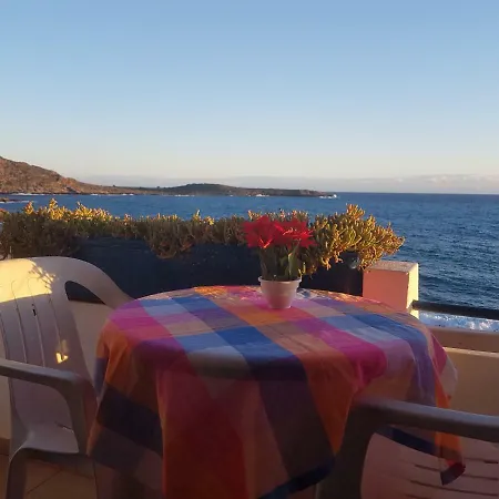 Taverna Akrogiali Hotel Loutro
